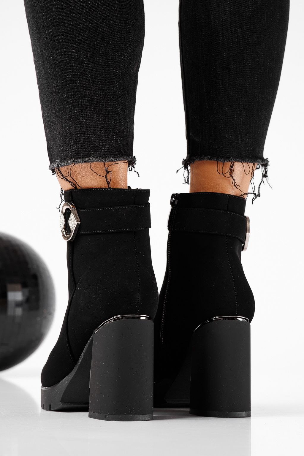 Botine dama vatuite negre din piele ecologica Carla #22647