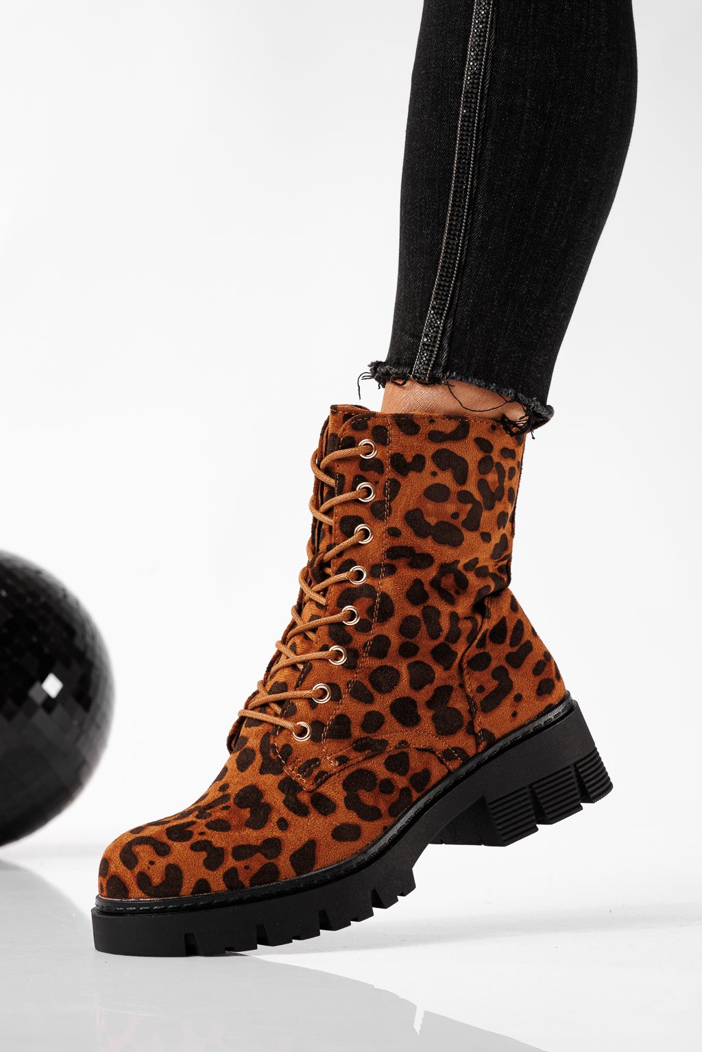 Ghete dama îmblanite leopard din piele ecologica intoarsa Lorelai #22785