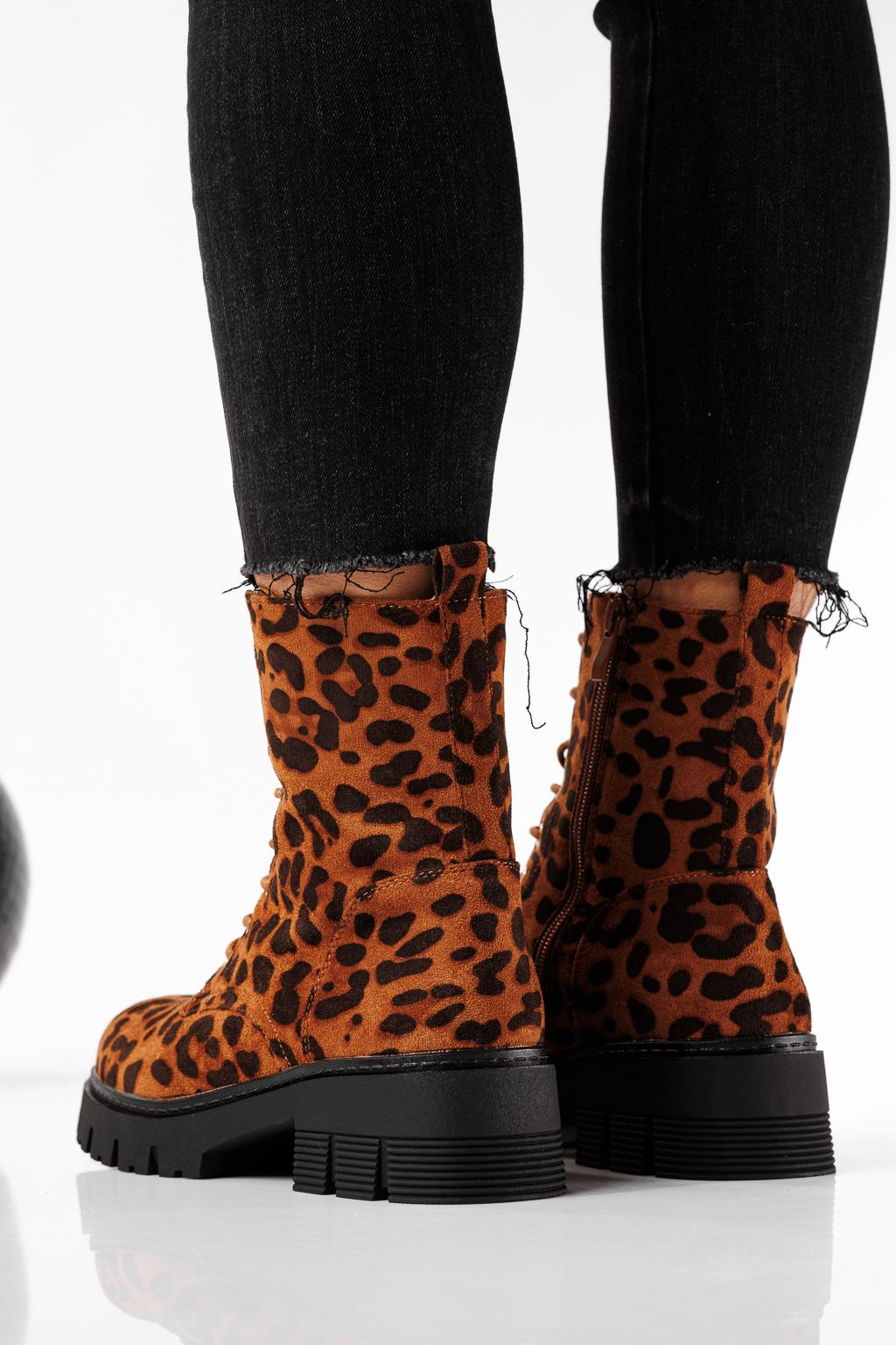 Ghete dama îmblanite leopard din piele ecologica intoarsa Lorelai #22785