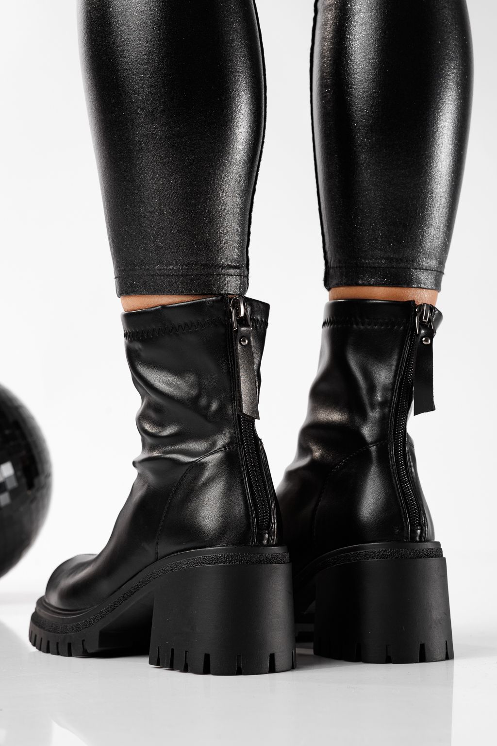 Ghete dama îmblanite negre din piele ecologica Calypso #22833