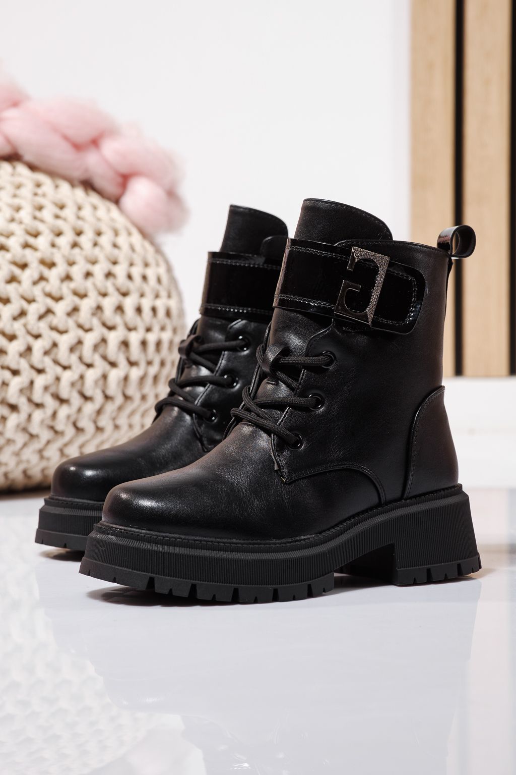 Ghete fete imblanite negre din piele ecologica Alisa #23111