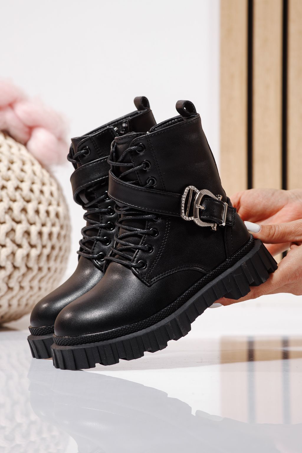 Ghete fete imblanite negre din piele ecologica Edith #23124