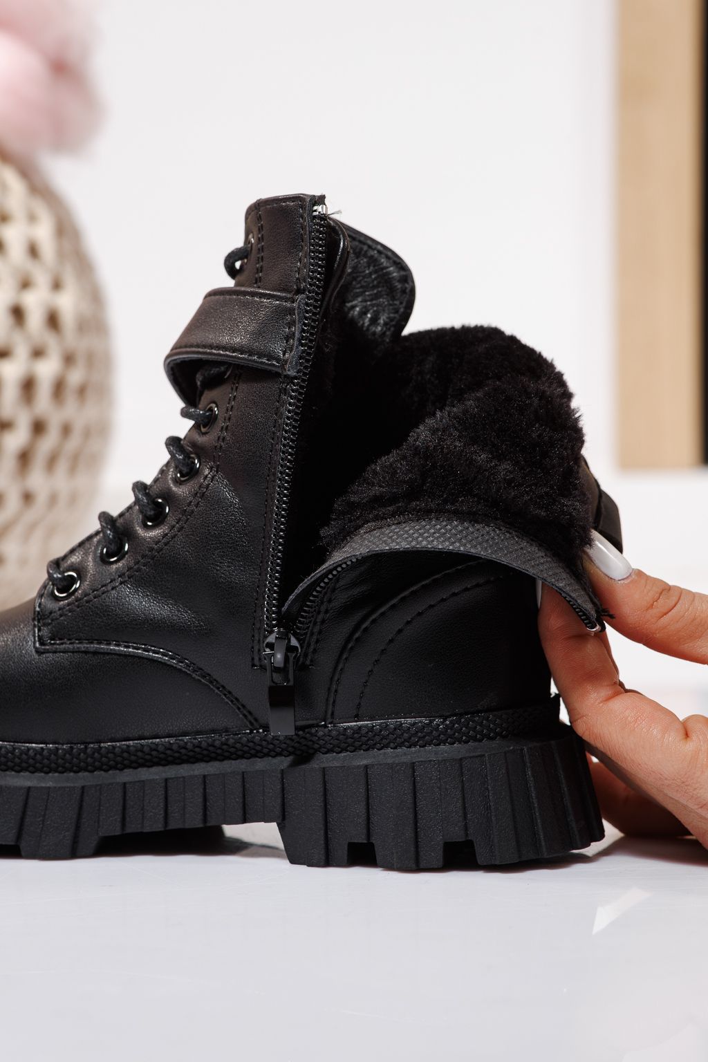 Ghete fete imblanite negre din piele ecologica Edith #23124