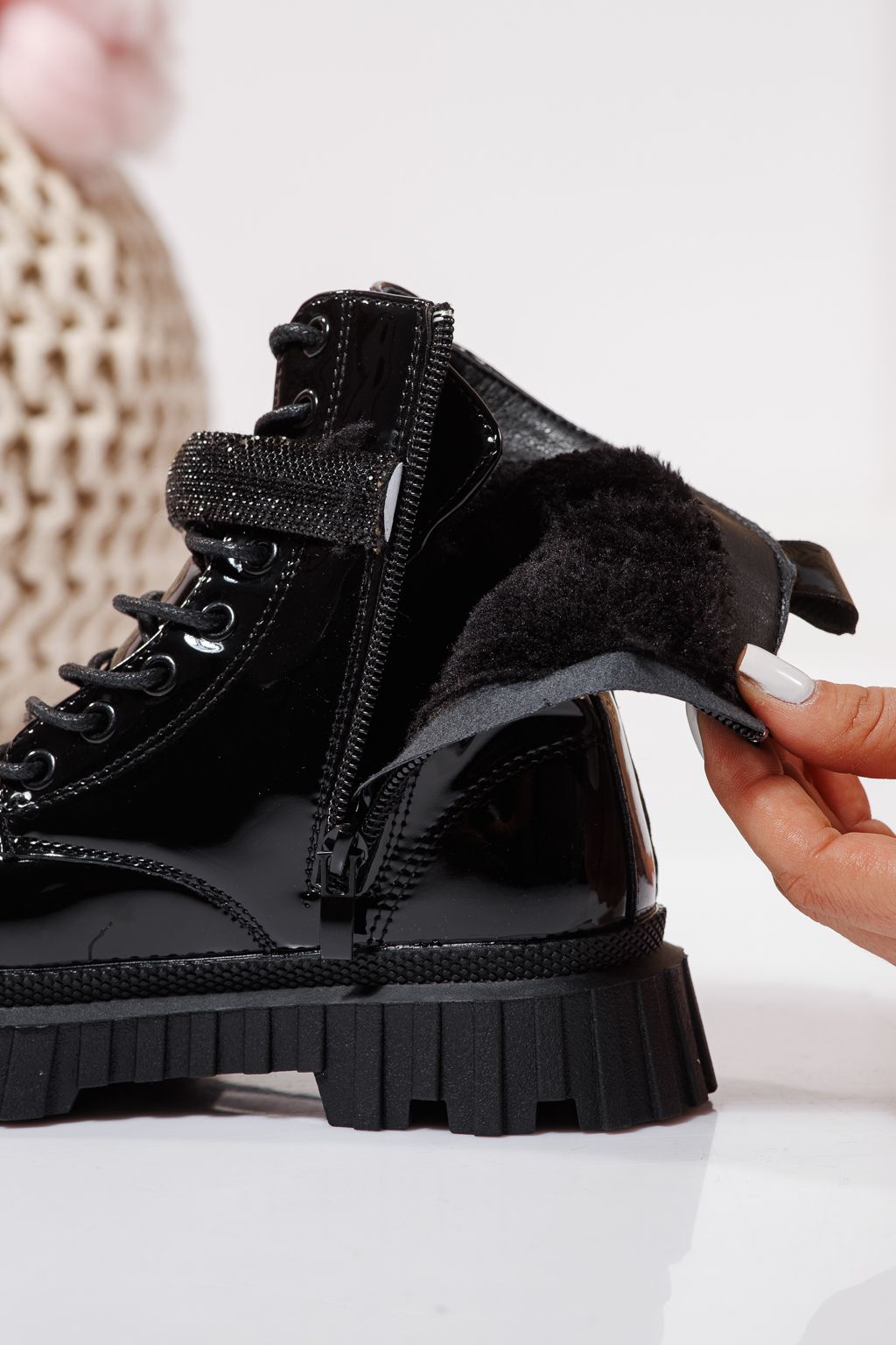 Ghete fete imblanite negre din piele ecologica lacuita Dora #23122