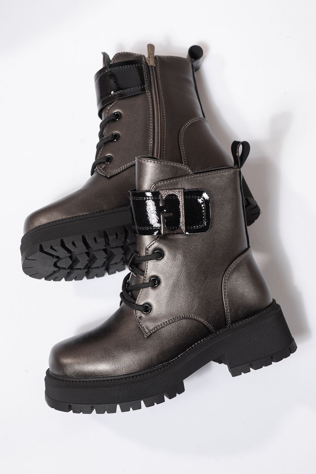 Ghete fete imblanite gri din piele ecologica Alisa #23110