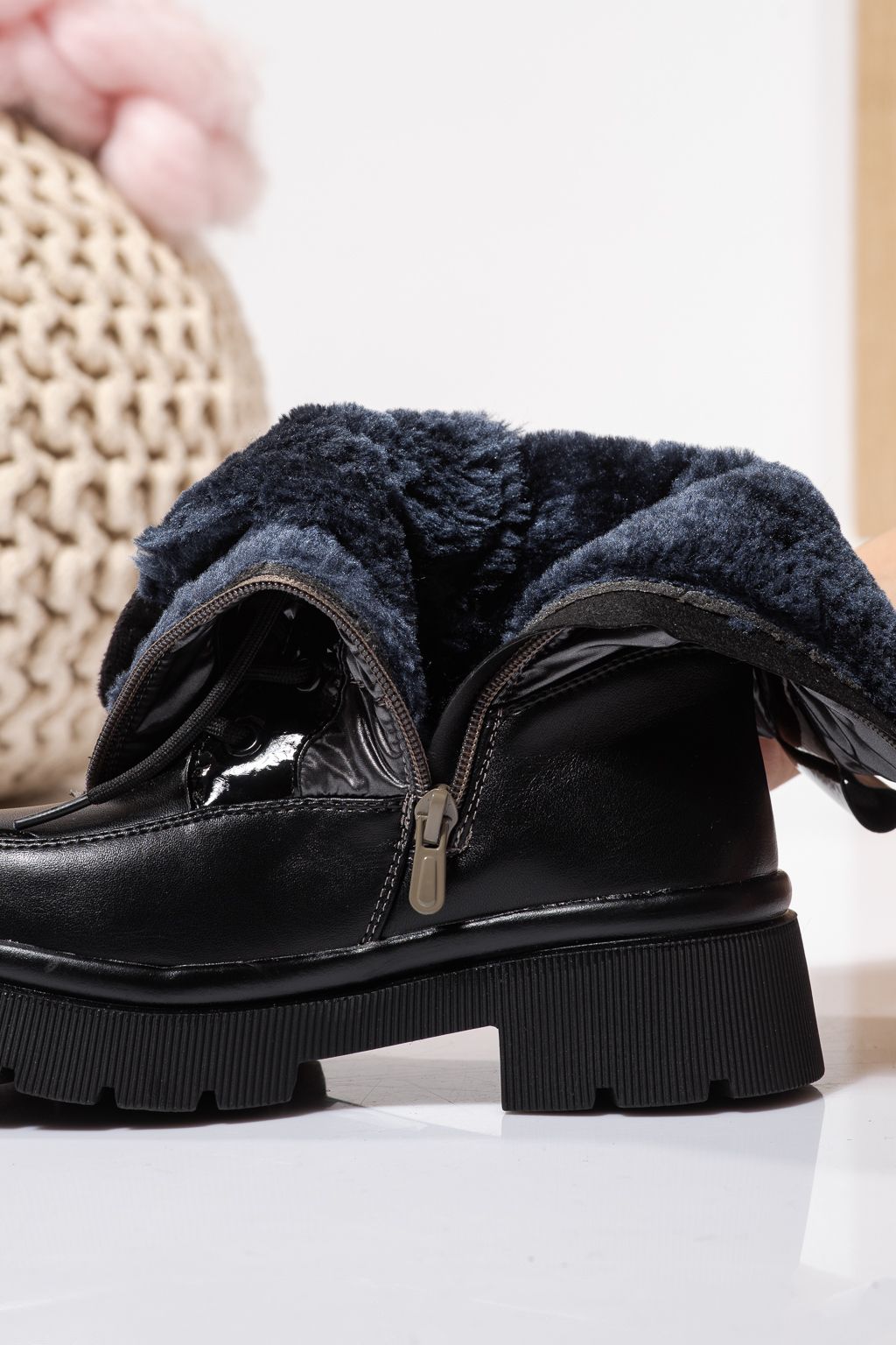 Ghete fete imblanite gri din piele ecologica Dalia #23116