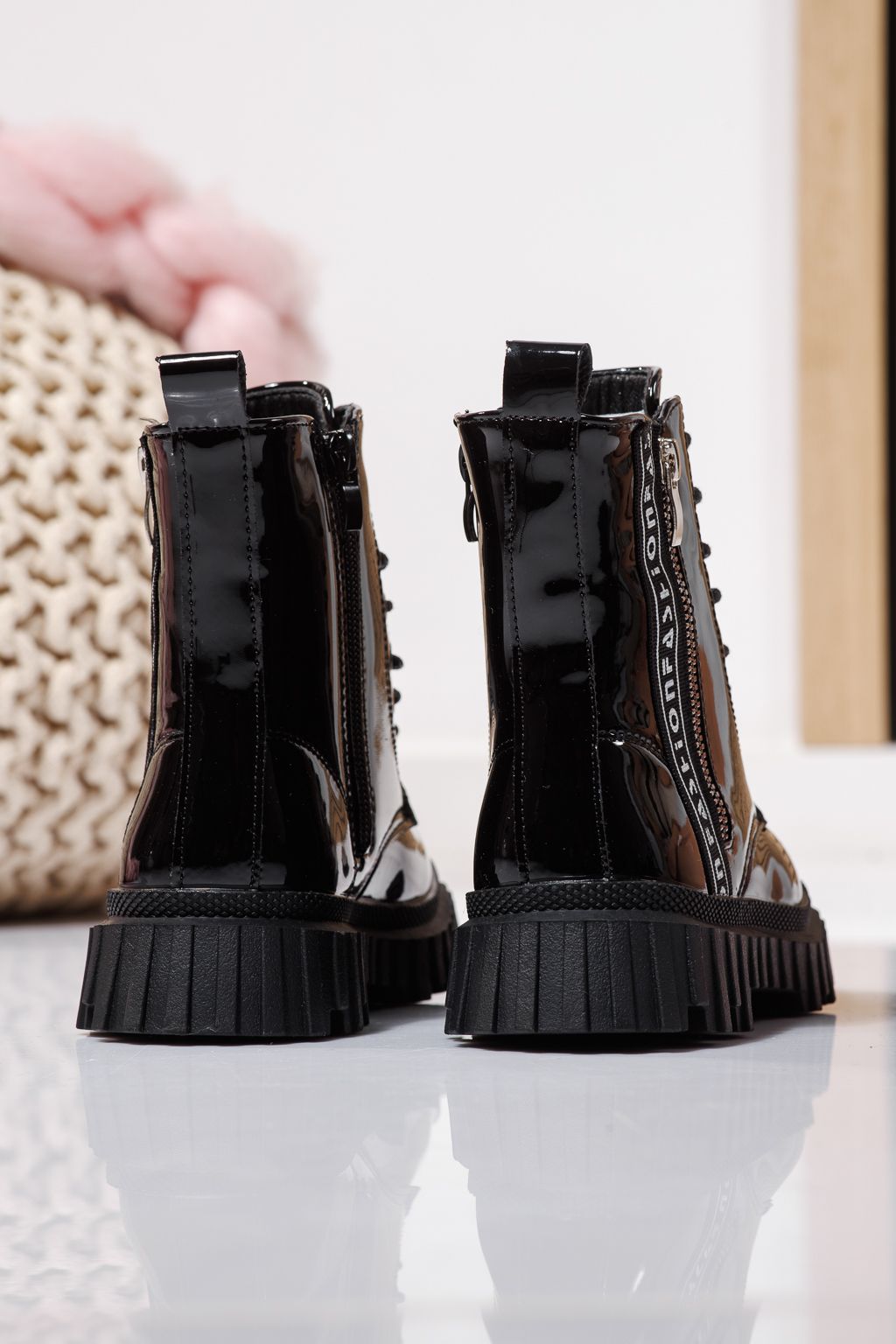 Ghete fete imblanite negre din piele ecologica lacuita Elia #23126