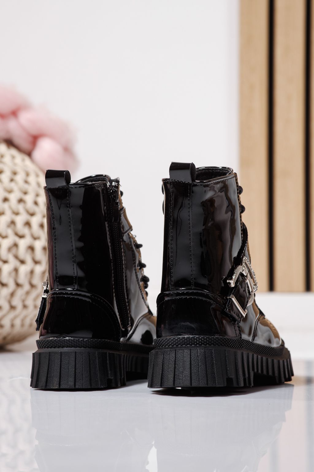 Ghete fete imblanite negre din piele ecologica lacuita Edith #23125