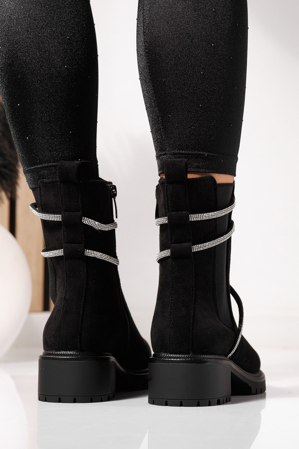 Ghete dama captusite negre din piele ecologica intoarsa Eleanora #23078