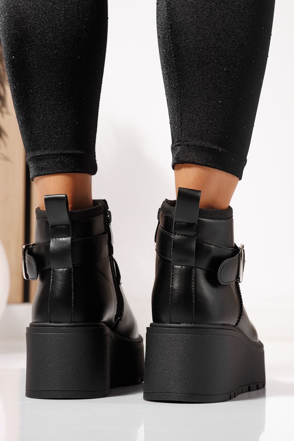 Ghete dama îmblanite negre din piele ecologica June #23084