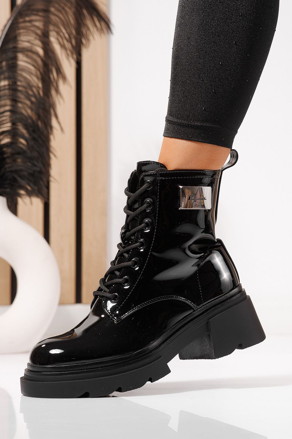 Ghete dama îmblanite negre din piele ecologica lacuita Joplin #23083