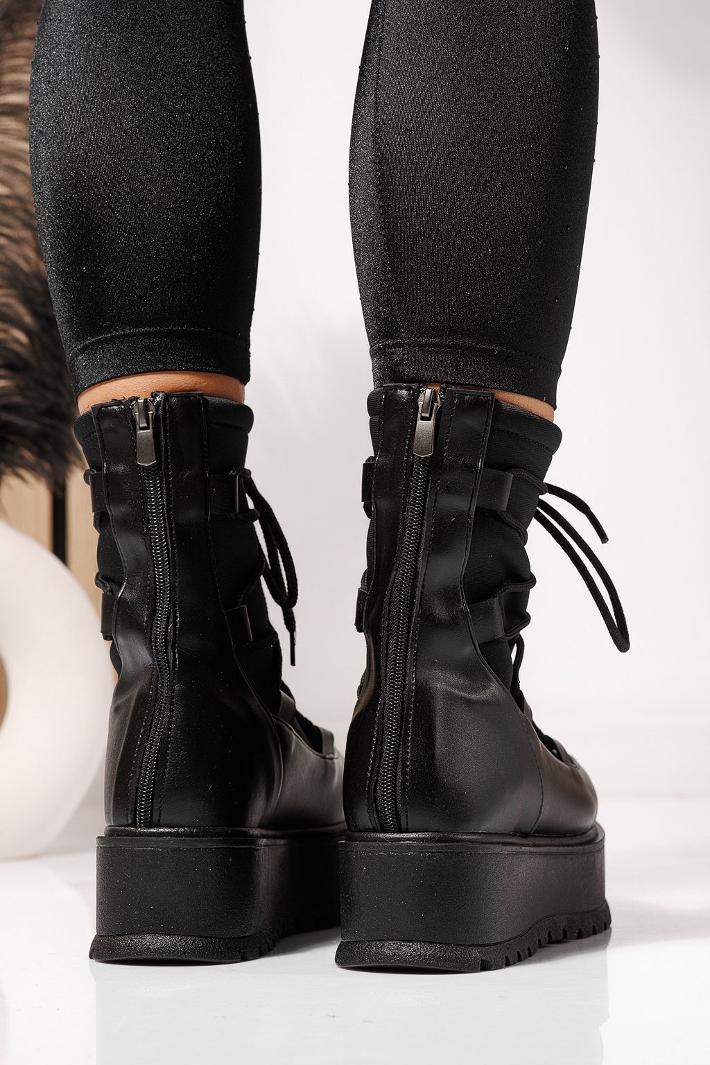 Ghete dama captusite negre din piele ecologica Yvette #23163