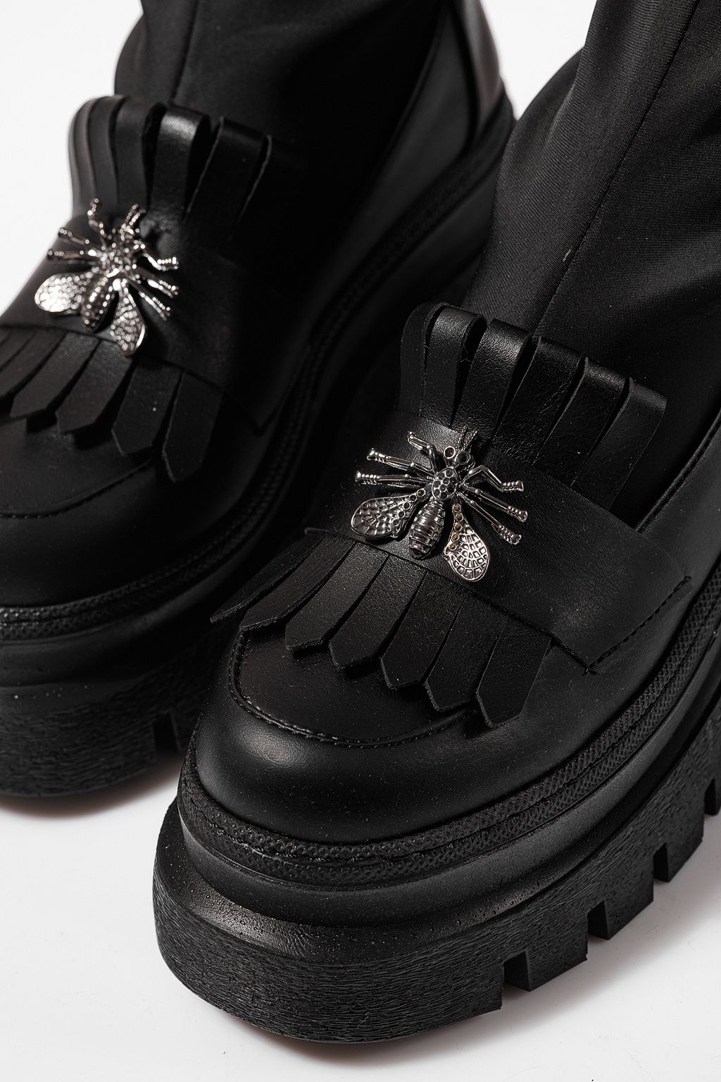 Ghete dama captusite negre din piele ecologica Floris #23169