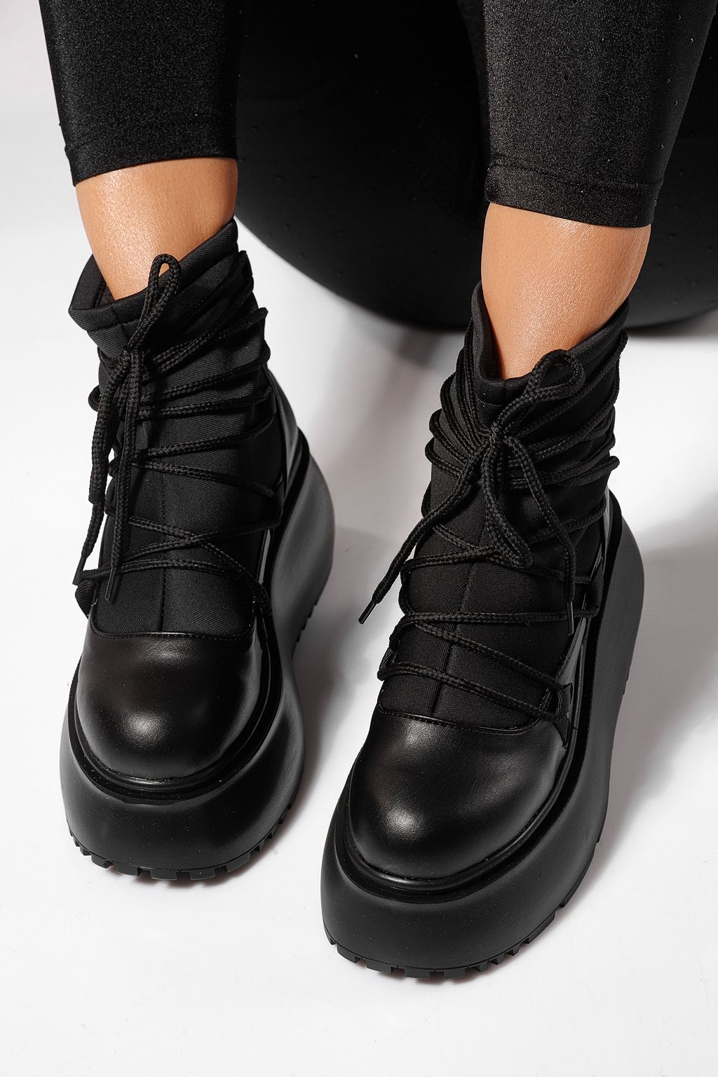 Ghete dama captusite negre din piele ecologica Ingrid #23164