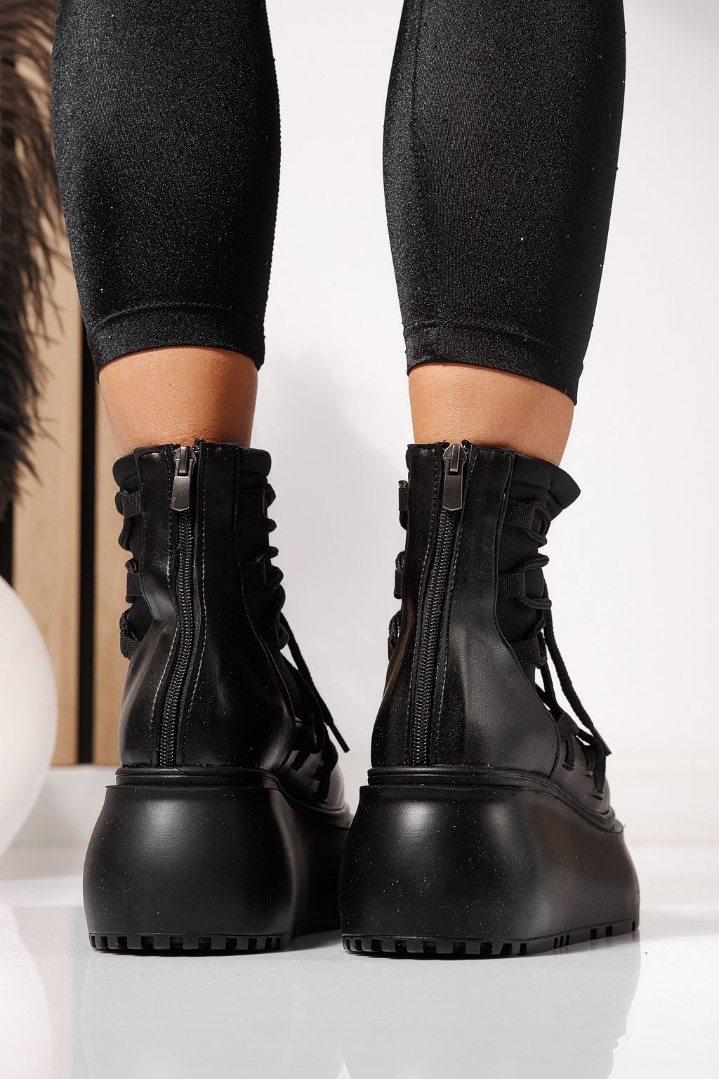 Ghete dama captusite negre din piele ecologica Ingrid #23164