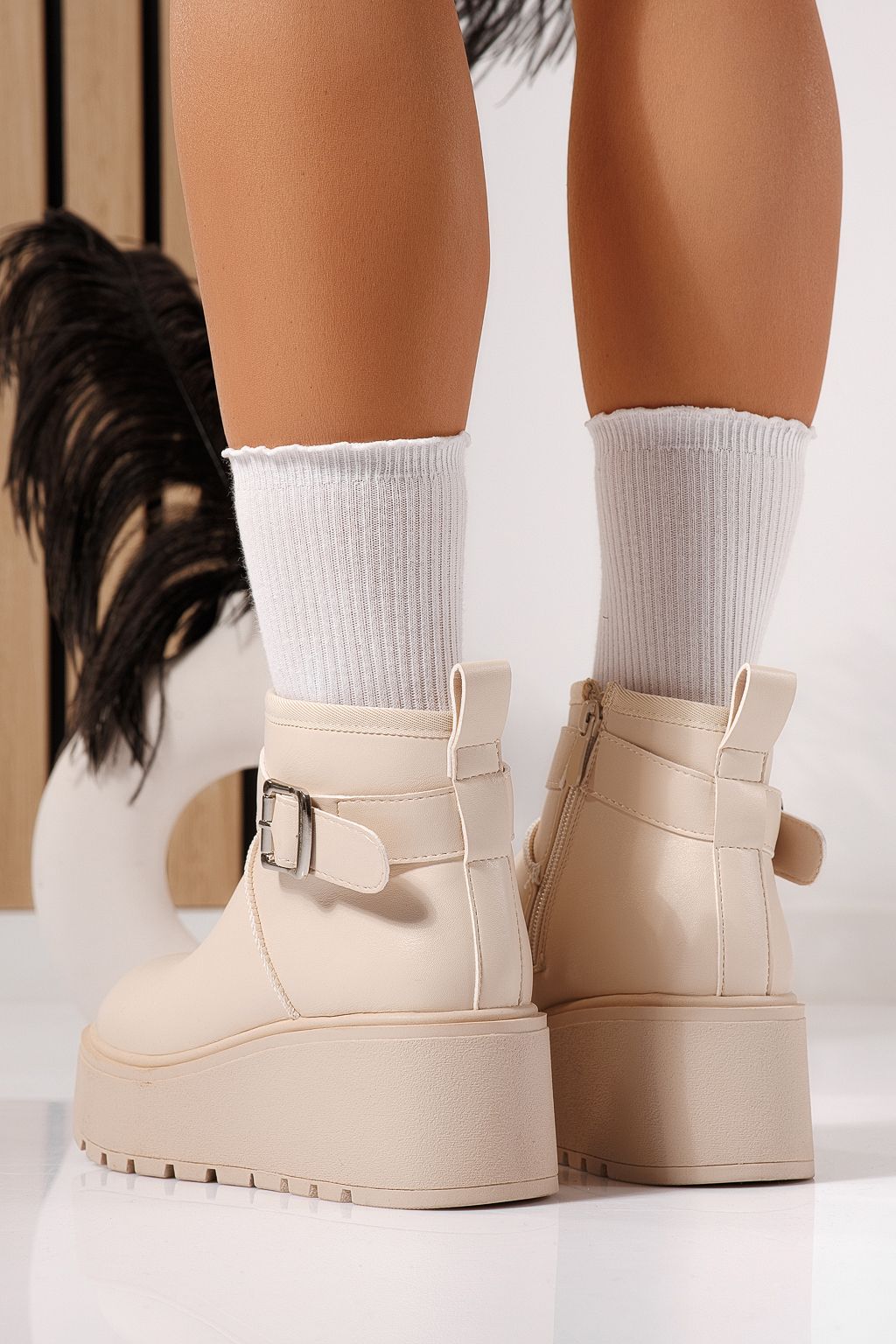 Ghete dama îmblanite bej din piele ecologica June #23085