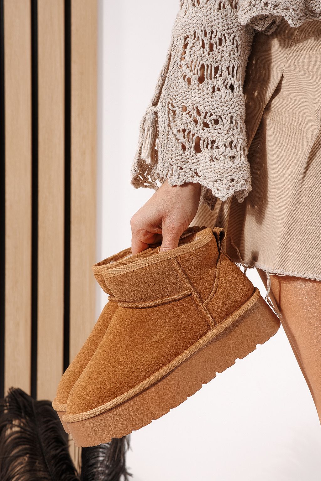 Cizme scurte dama îmblanite tip Ug maro din piele naturala intoarsa Sabina #23155