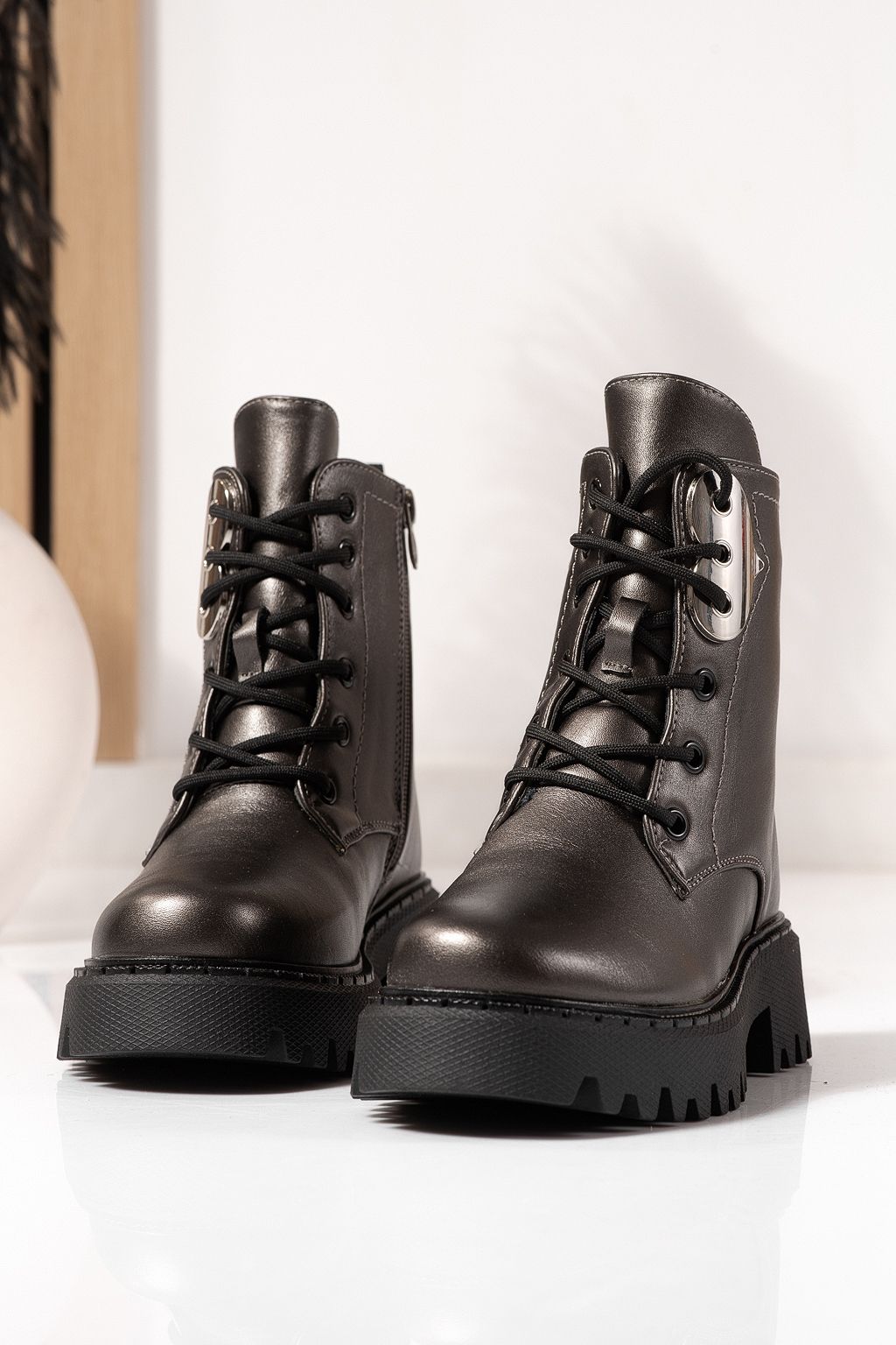 Ghete fete imblanite gri din piele ecologica Alina #23179