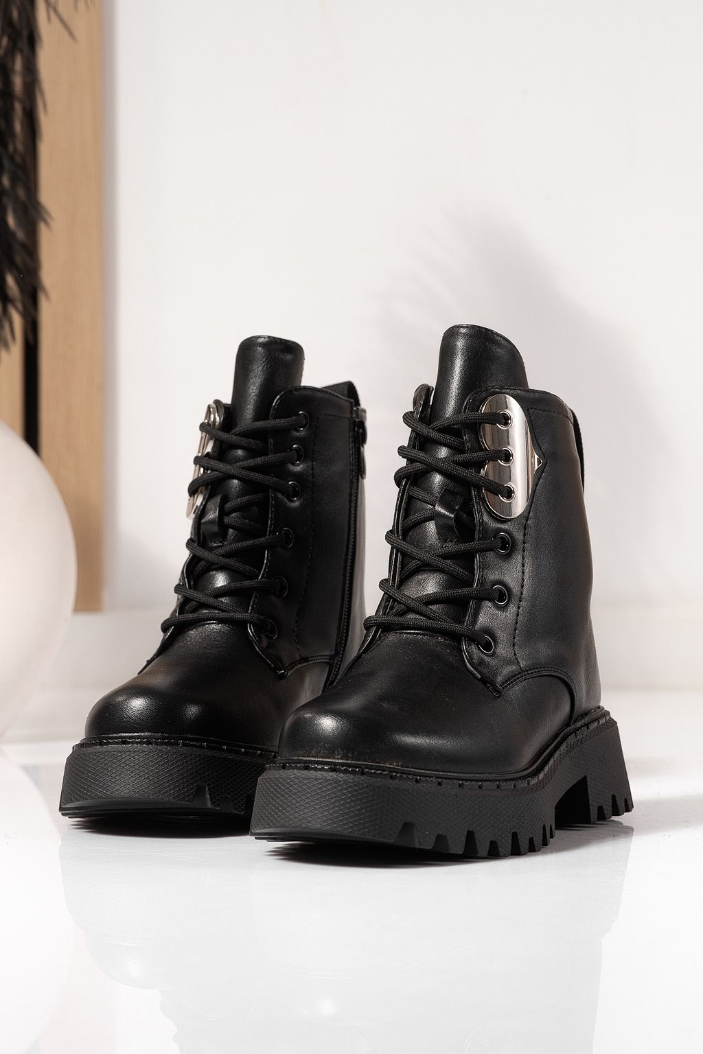 Ghete fete imblanite negre din piele ecologica Alina #23178