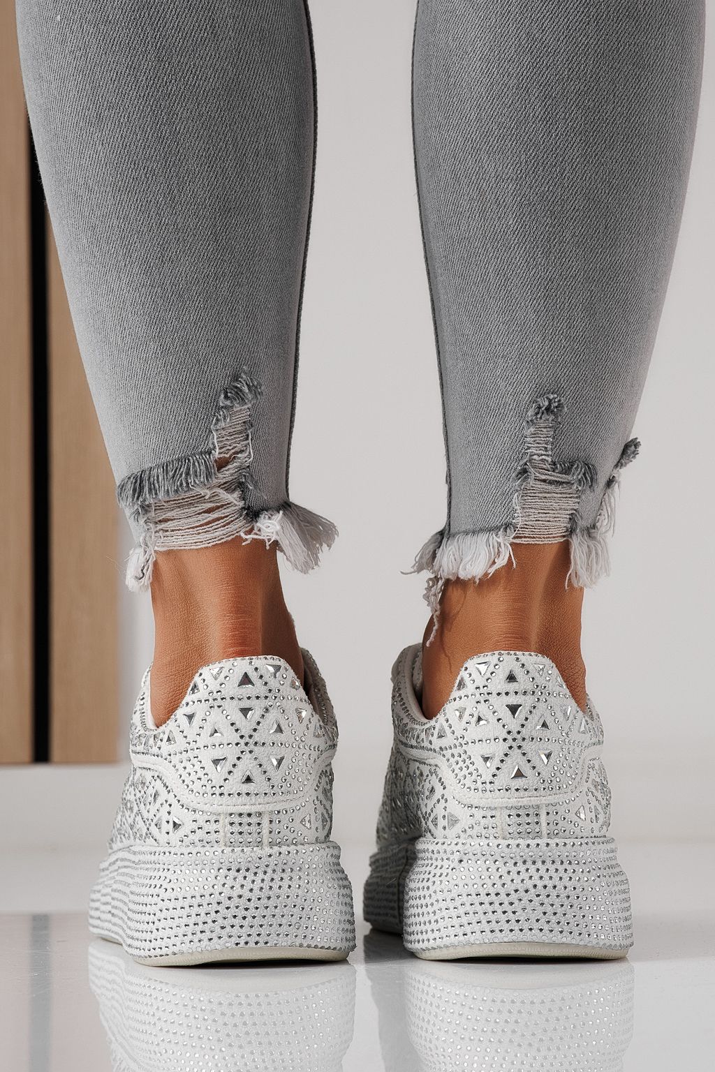 Adidasi dama albi din piele ecologica intoarsa Iris #24115