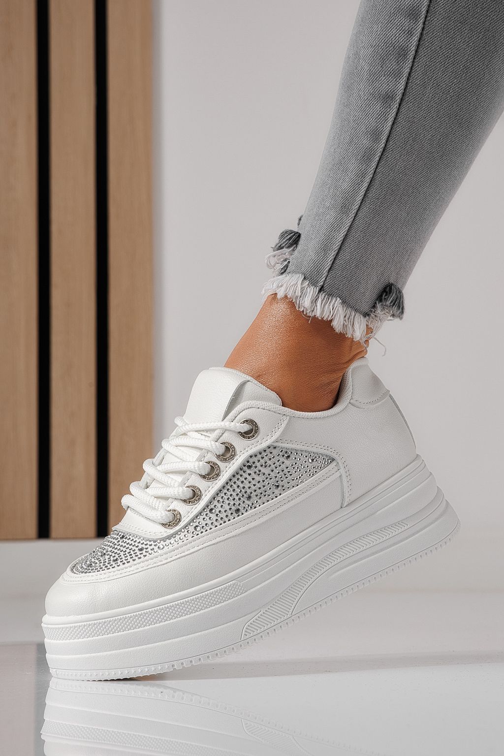 Adidasi dama albi din piele ecologica Clara #24057