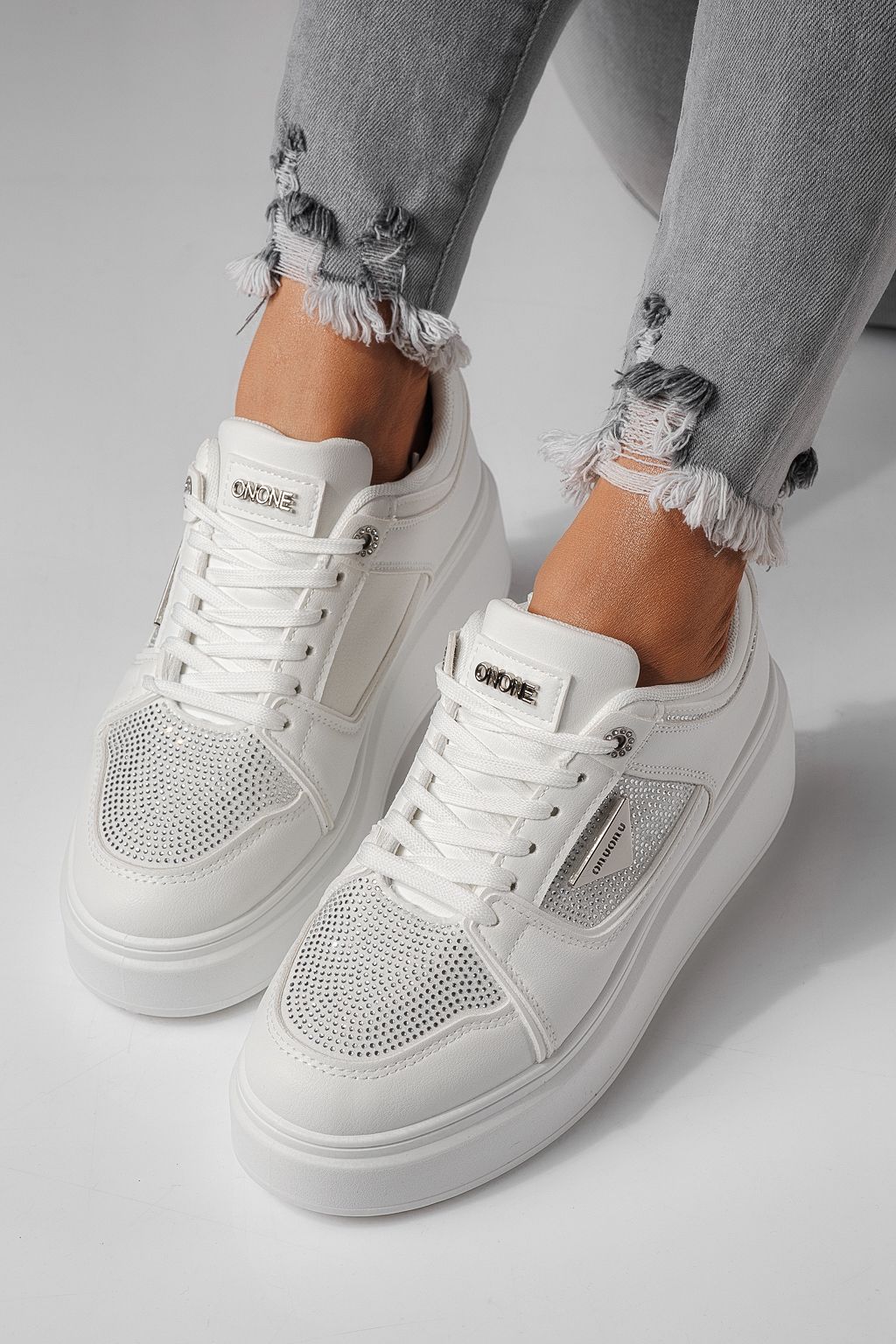 Adidasi dama albi din piele ecologica Delia #24079