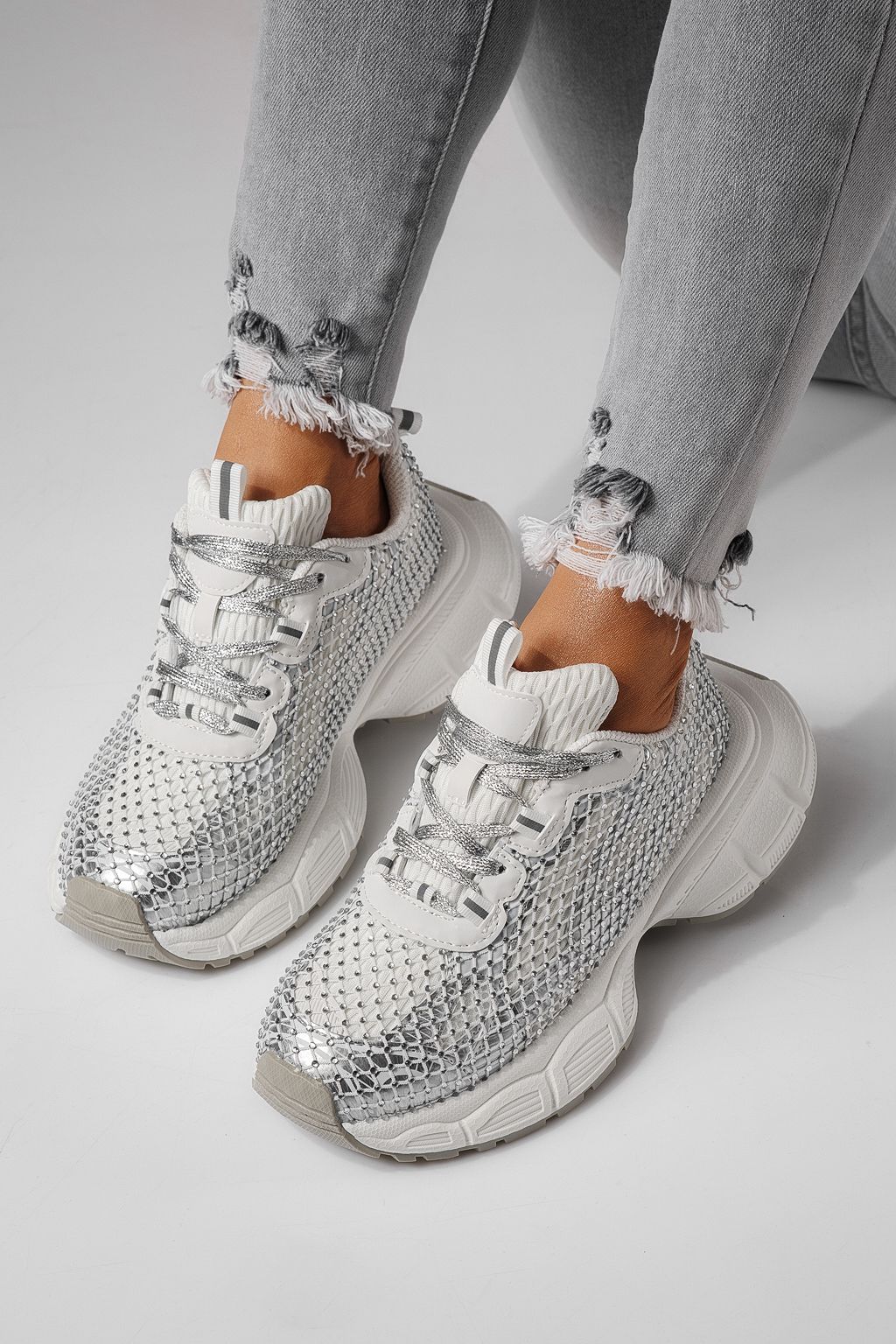 Adidasi dama albi din material textil Lilien #24148