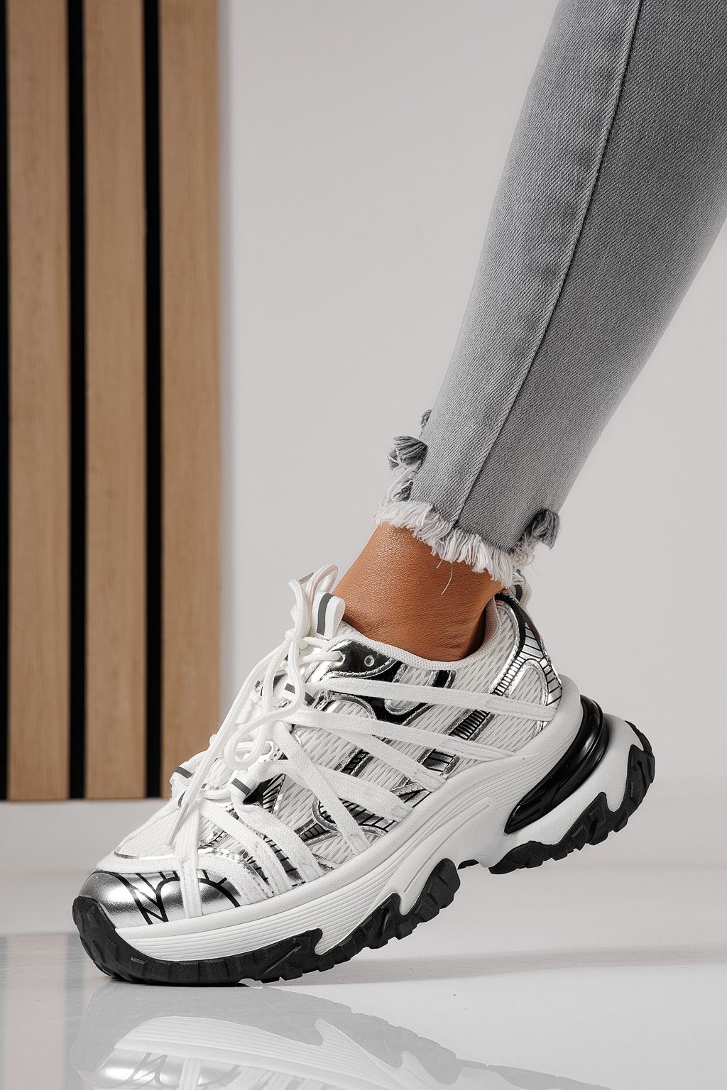 Adidasi dama argintii din material textil Jullya #24129