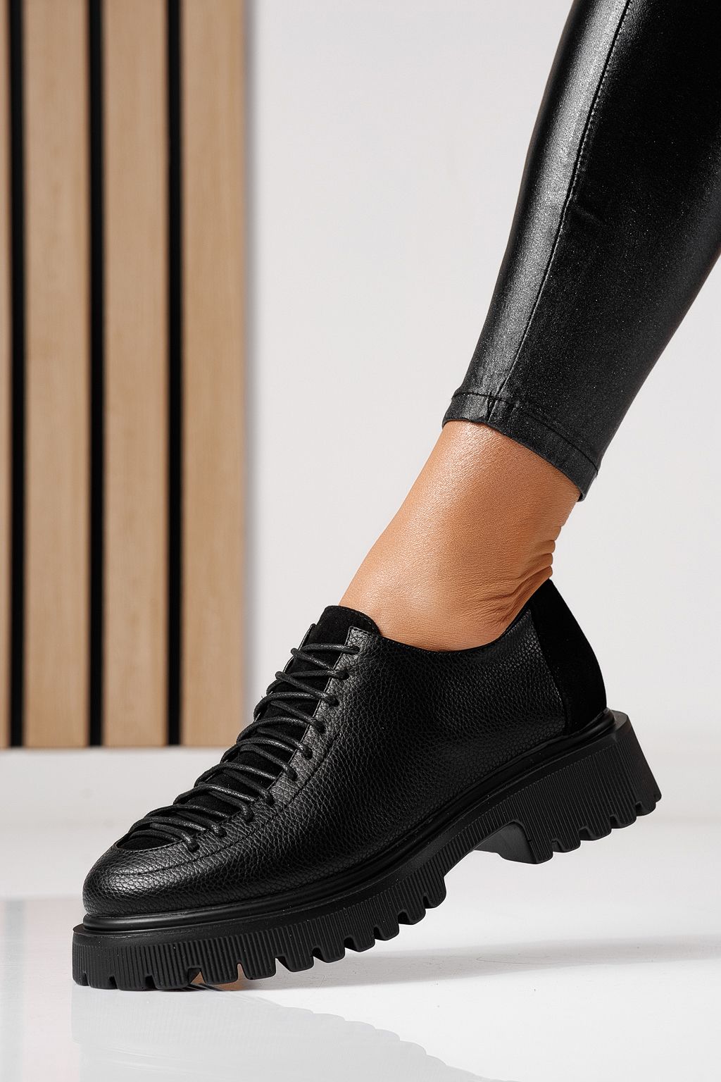 Pantofi casual dama negri din piele ecologica Florentina #24100