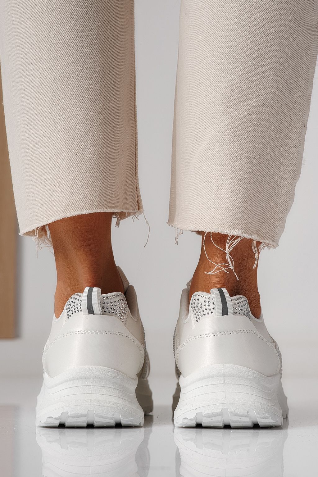 Adidasi dama albi din piele ecologica Carolina #24061