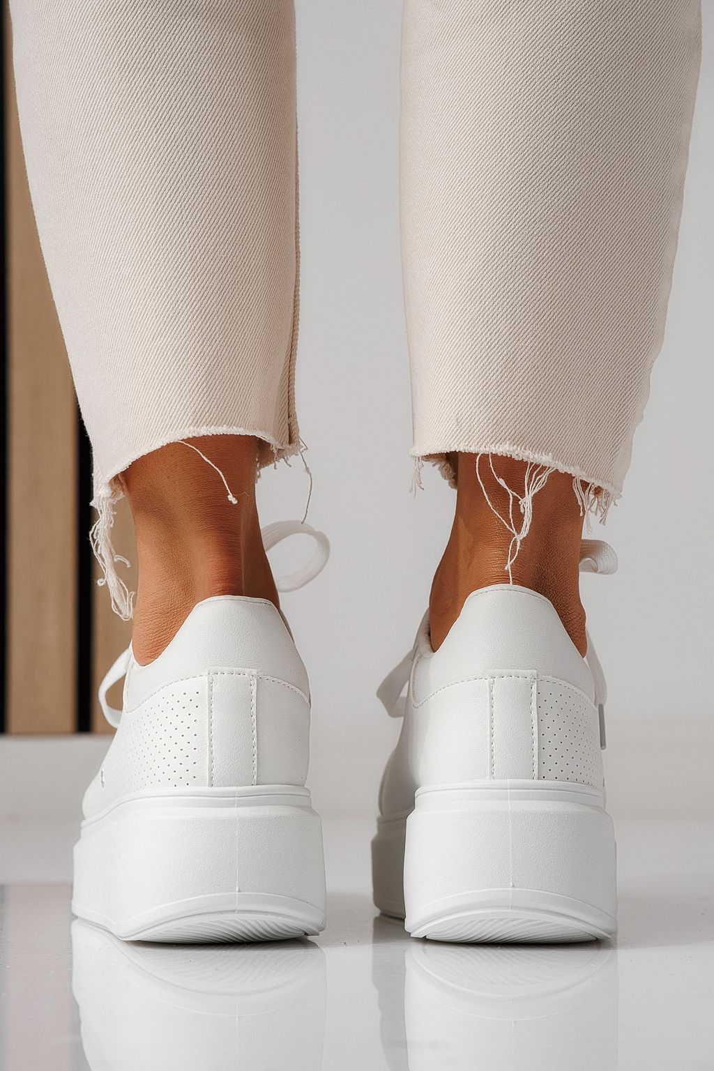 Adidasi dama  albi din piele ecologica Ada #24001