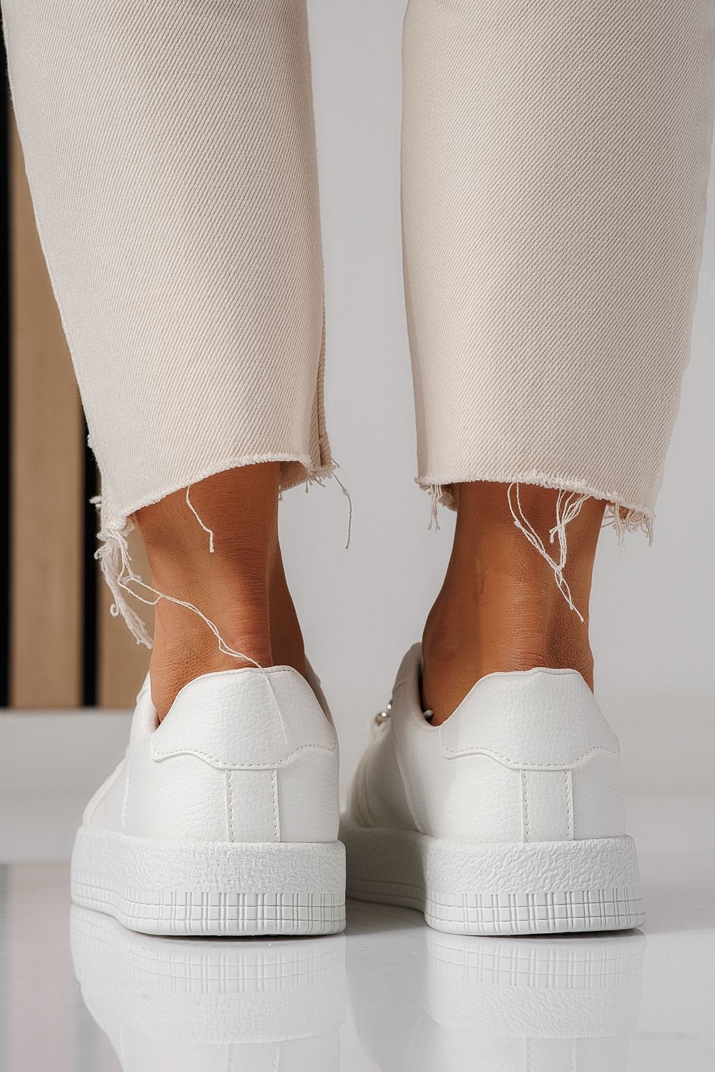 Adidasi dama albi din piele ecologica Olivia #24170