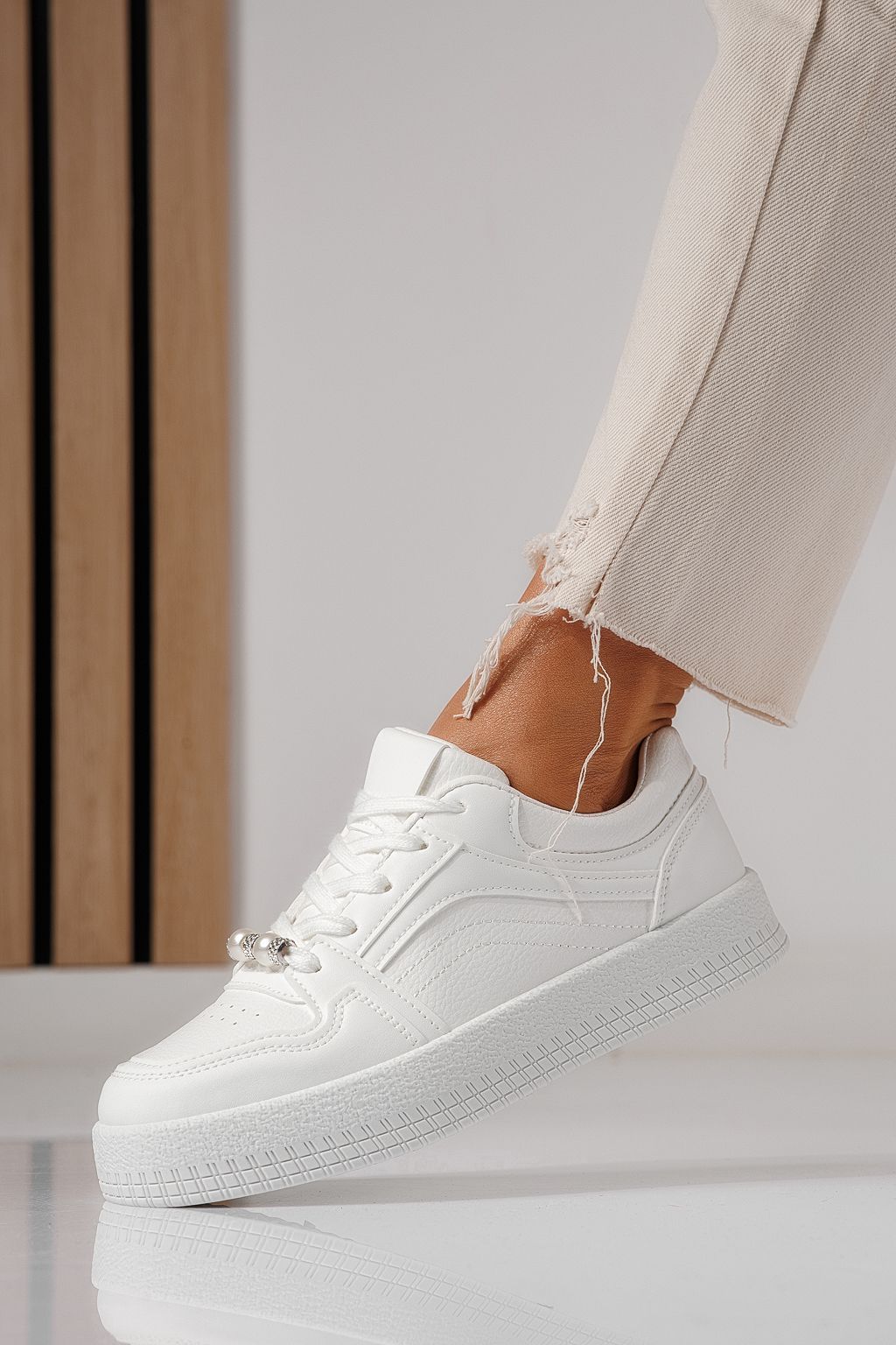 Adidasi dama albi din piele ecologica Oana #24174