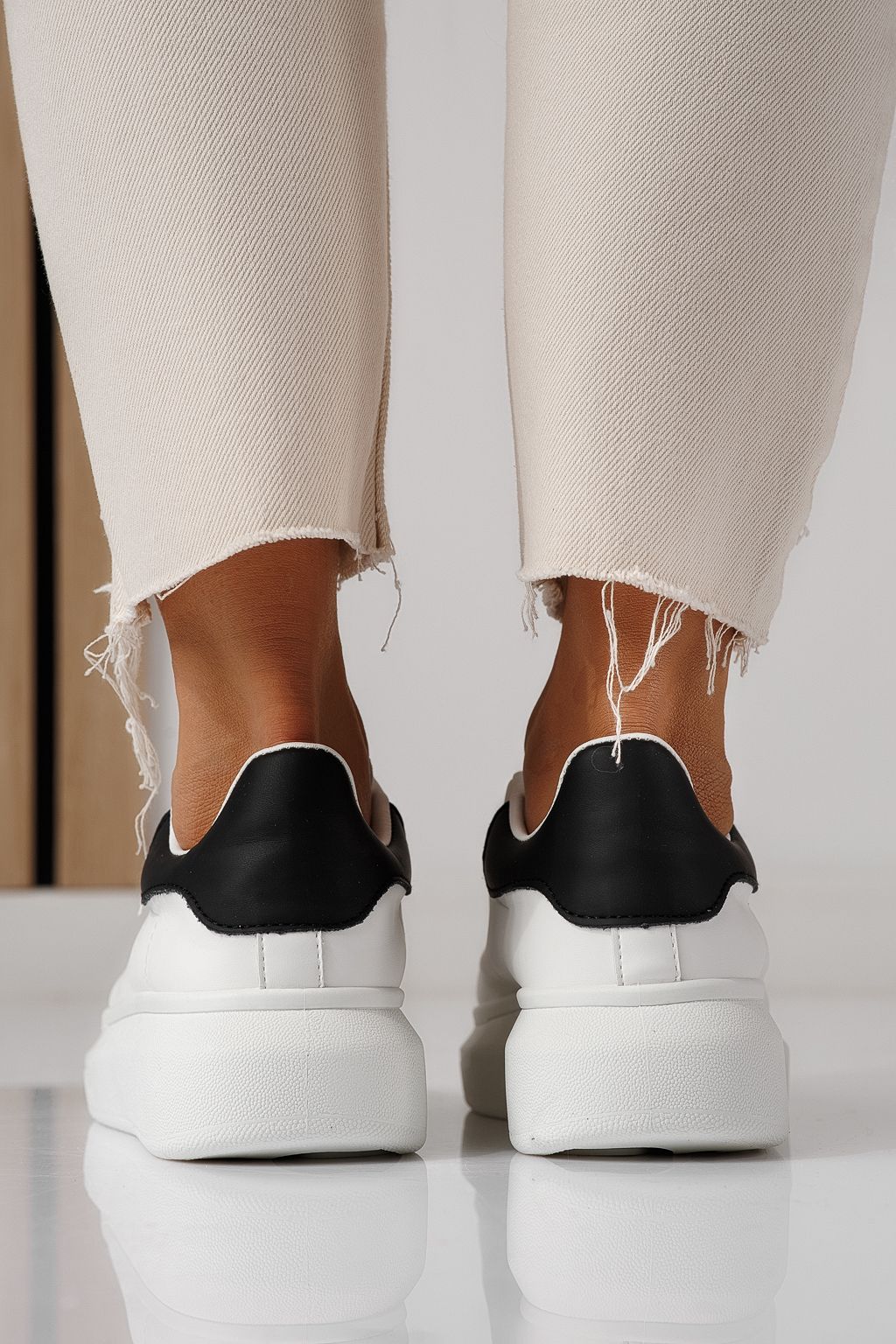 Adidasi dama albi din piele ecologica Raya #24196