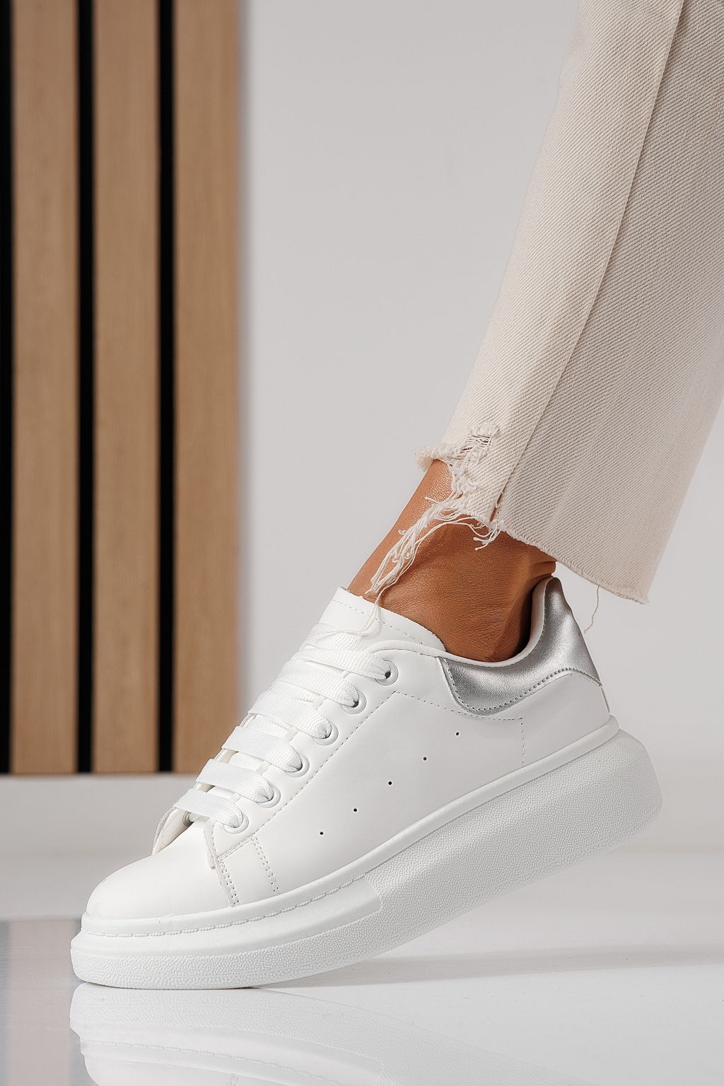 Adidasi dama albi din piele ecologica Raya #24198