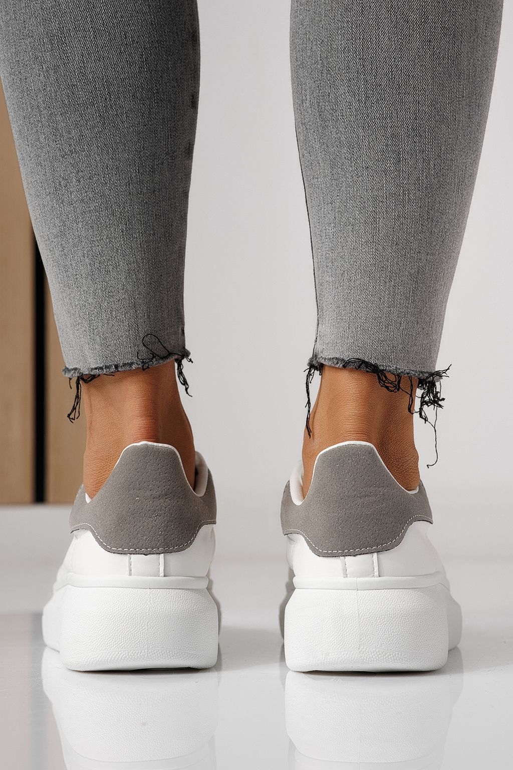 Adidasi dama albi din piele ecologica Raya #24181