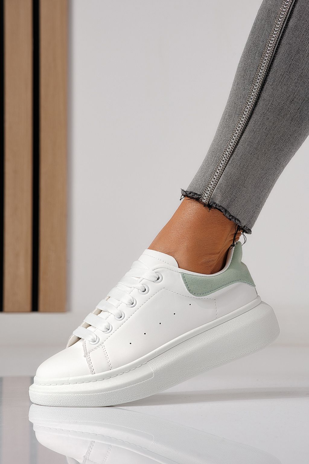 Adidasi dama albi din piele ecologica Raya #24178