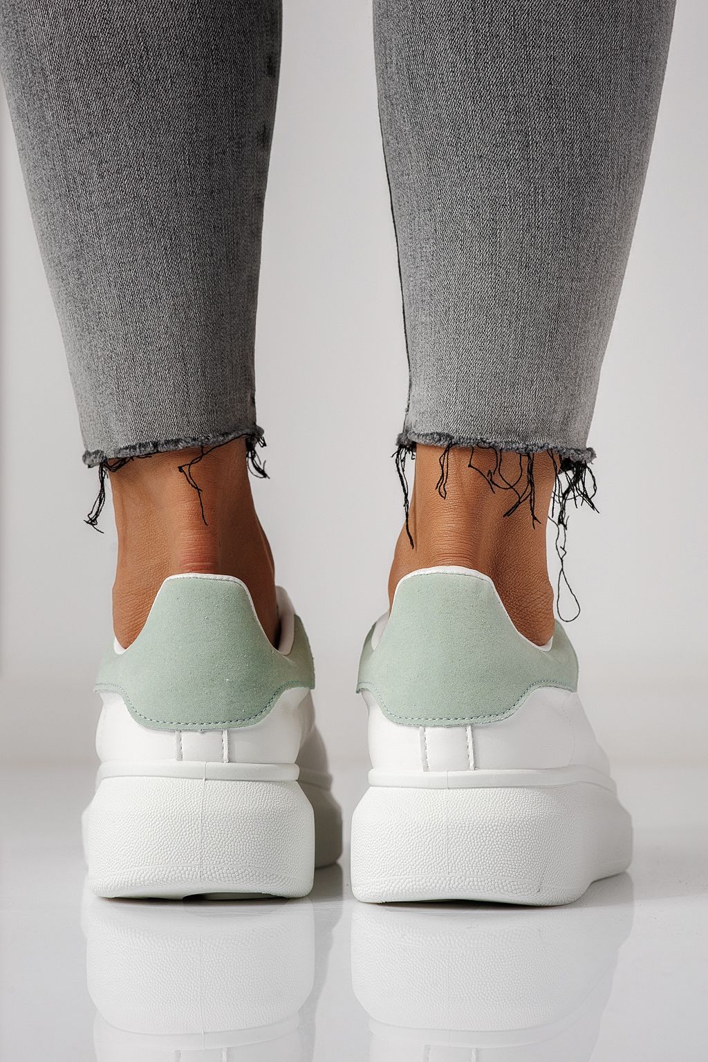 Adidasi dama albi din piele ecologica Raya #24178