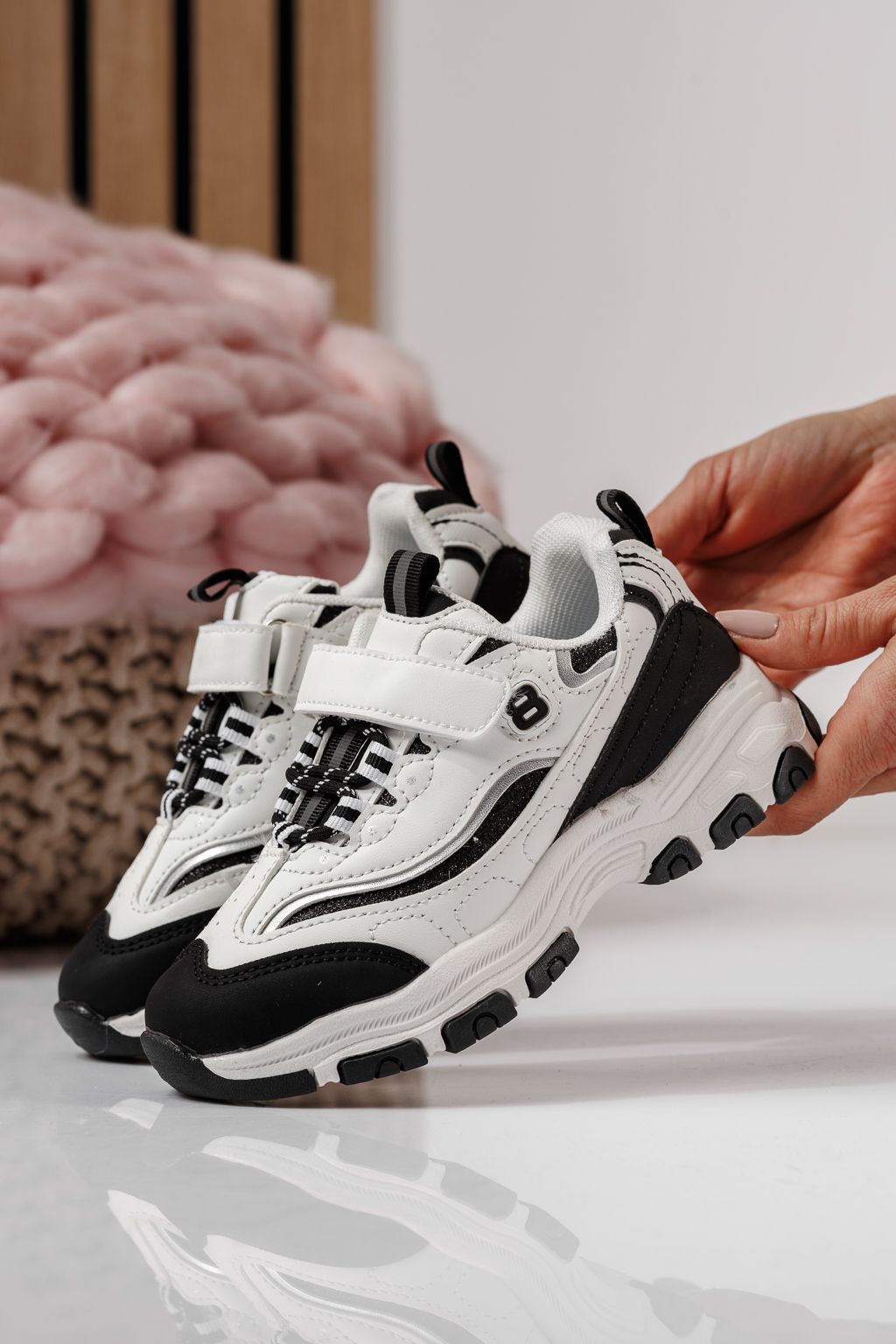 Adidasi copii negri din piele ecologica Arya #24028