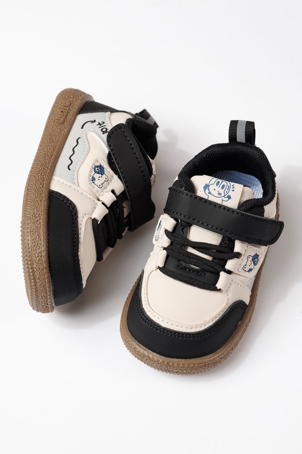 Adidasi copii negri din piele ecologica Adda #24017