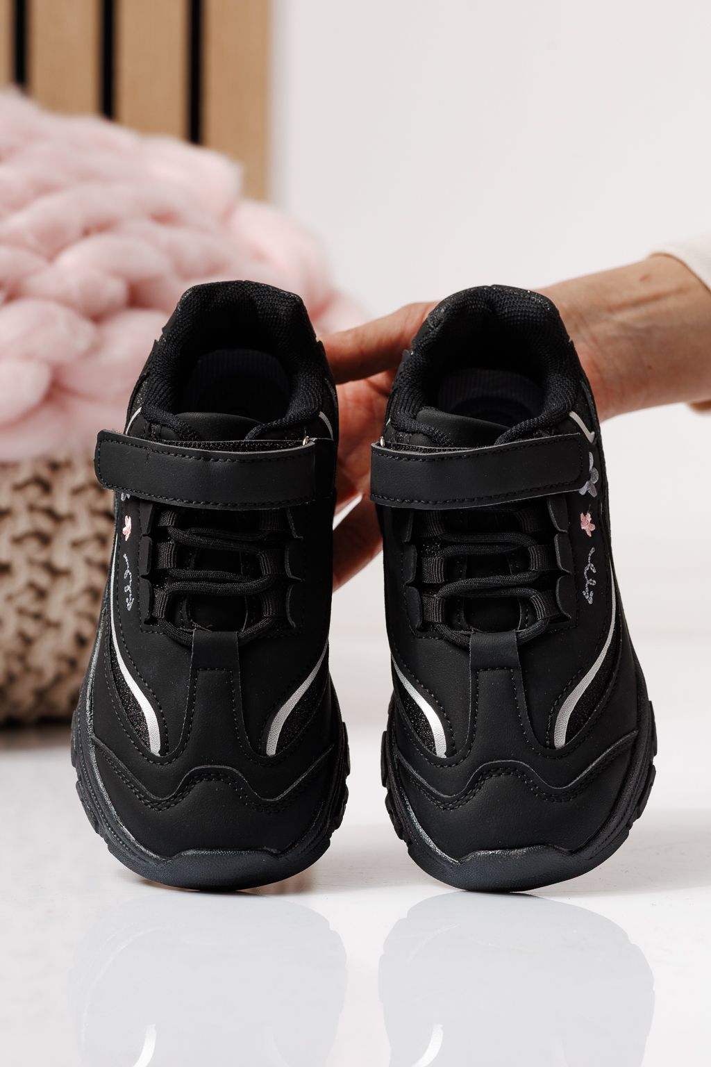 Adidasi copii negri din piele ecologica Arya #24043