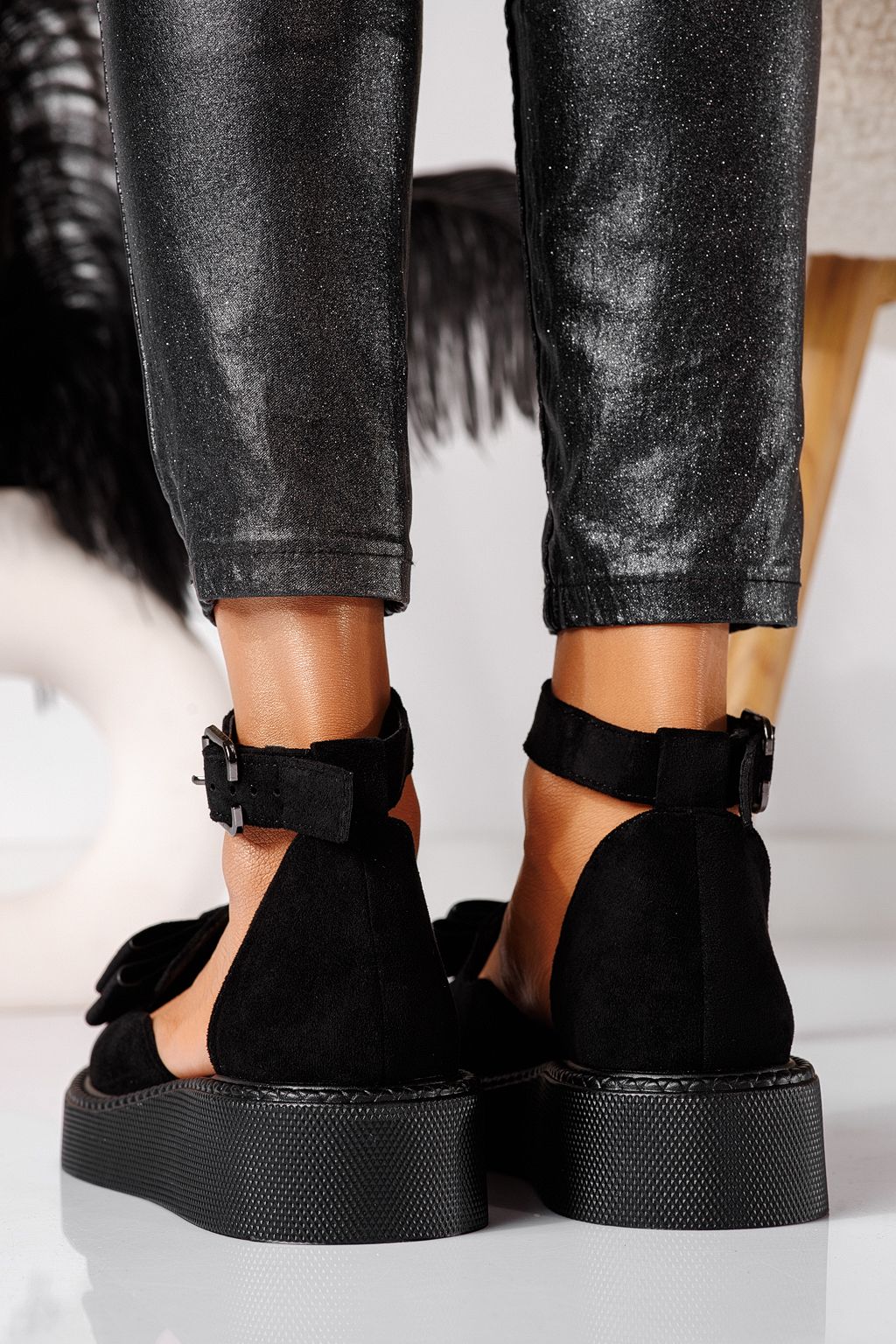 Pantofi casual dama negri din piele ecologica intoarsa Willy #24222