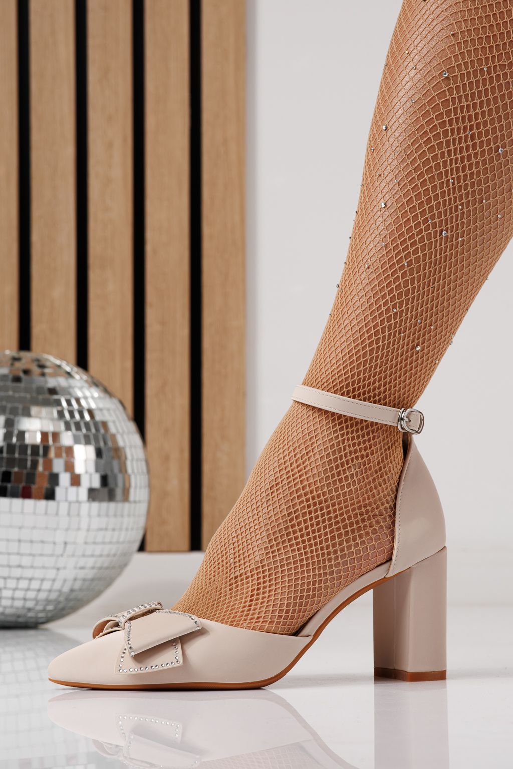 Pantofi cu toc dama bej din piele ecologica Leila #24266