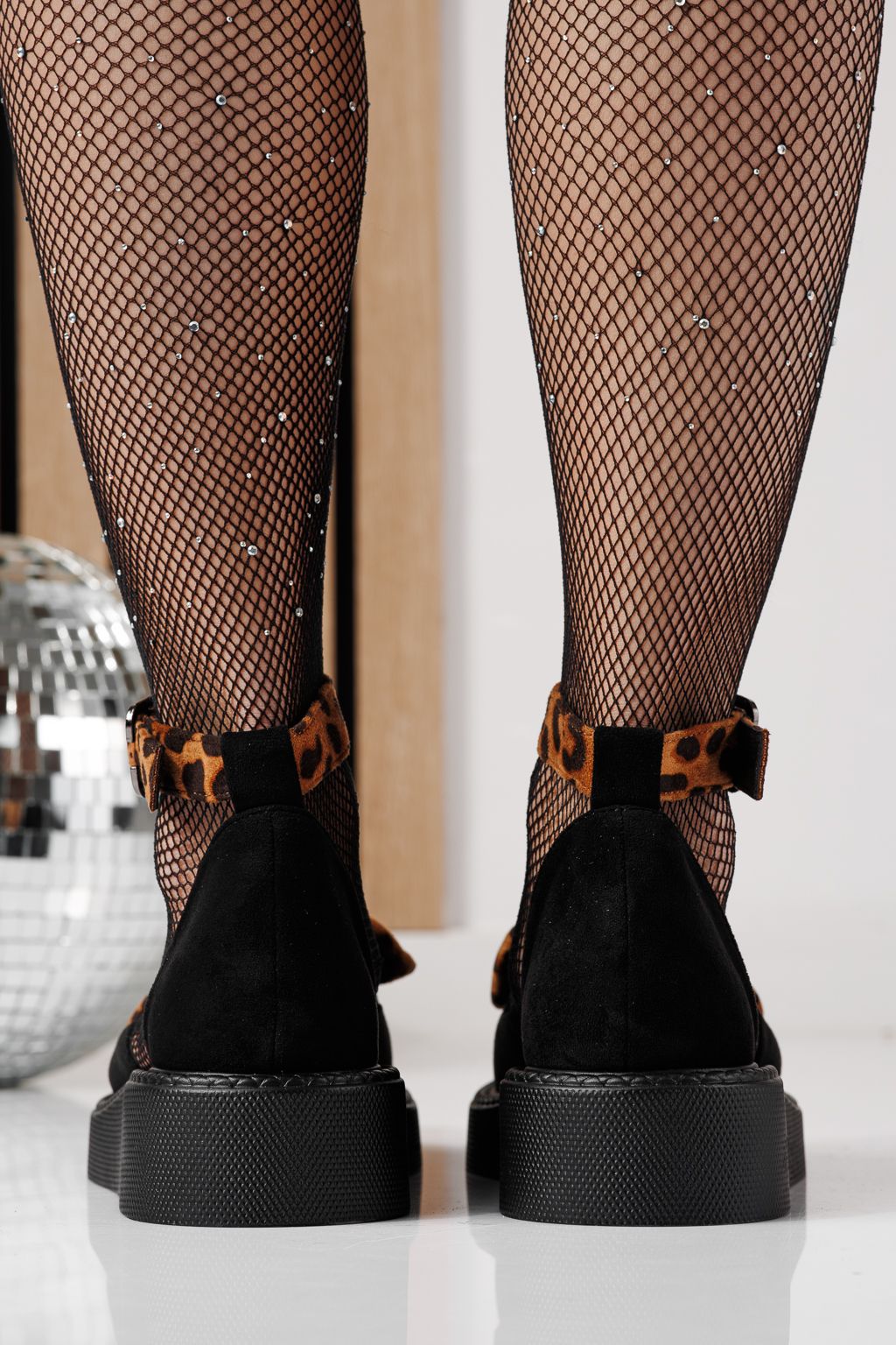 Pantofi casual dama negri din piele ecologica intoarsa Willy #24213