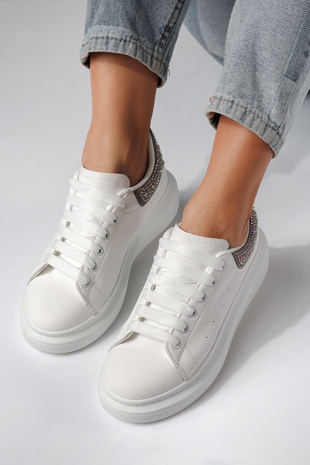 Adidasi dama albi din piele ecologica Raya #24235