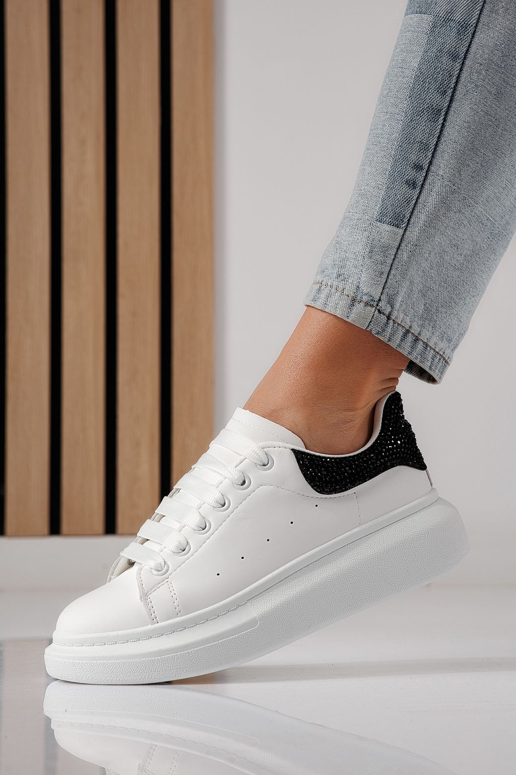 Adidasi dama albi din piele ecologica Raya #24236