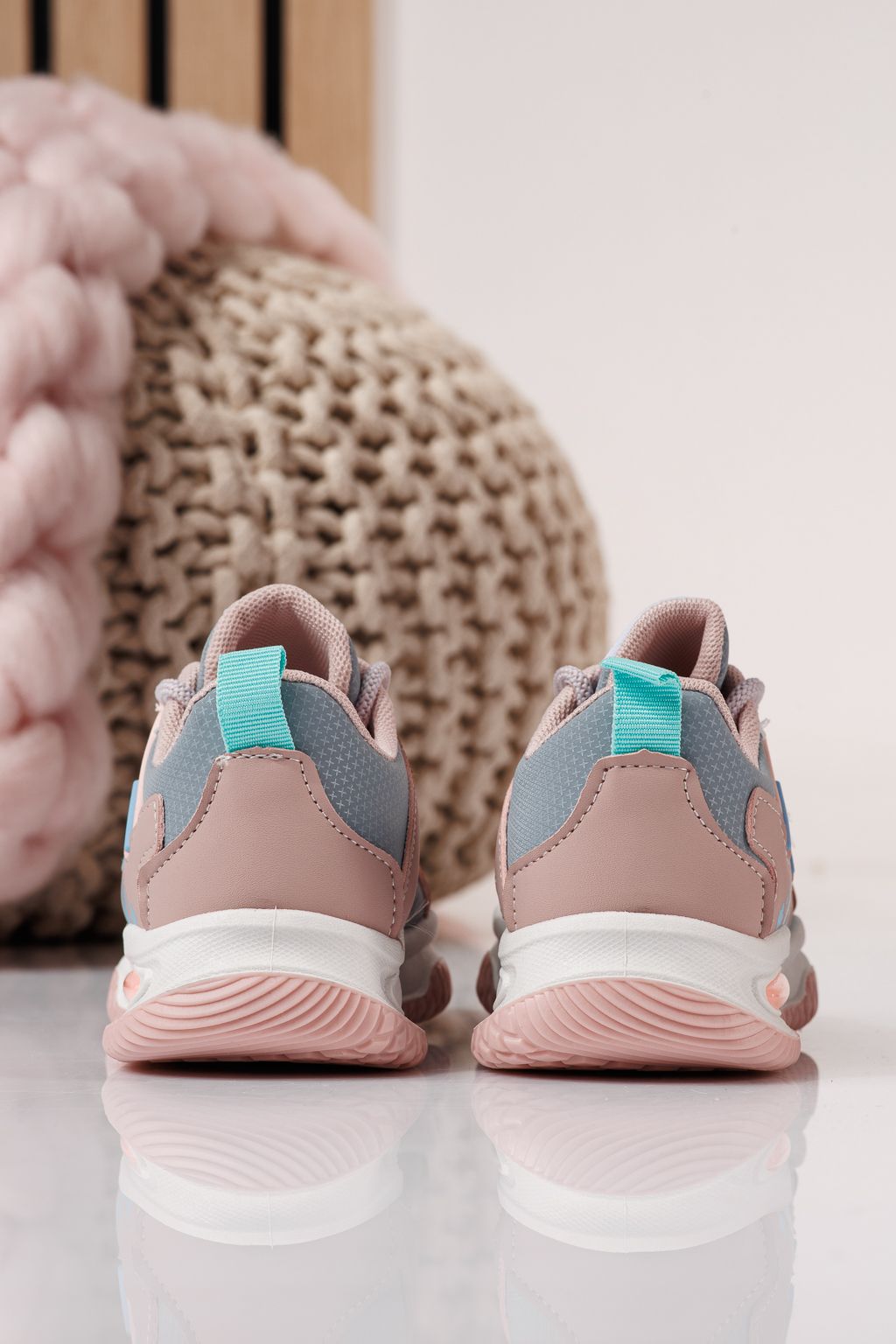 Adidasi copii roz din piele ecologica Calista #24368