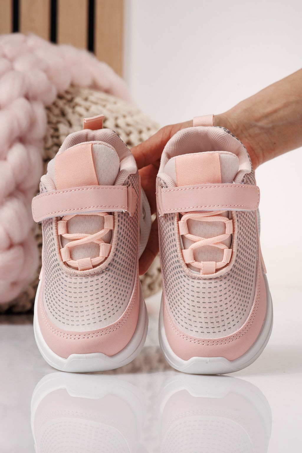 Adidasi copii roz din material textil Victoria #24355