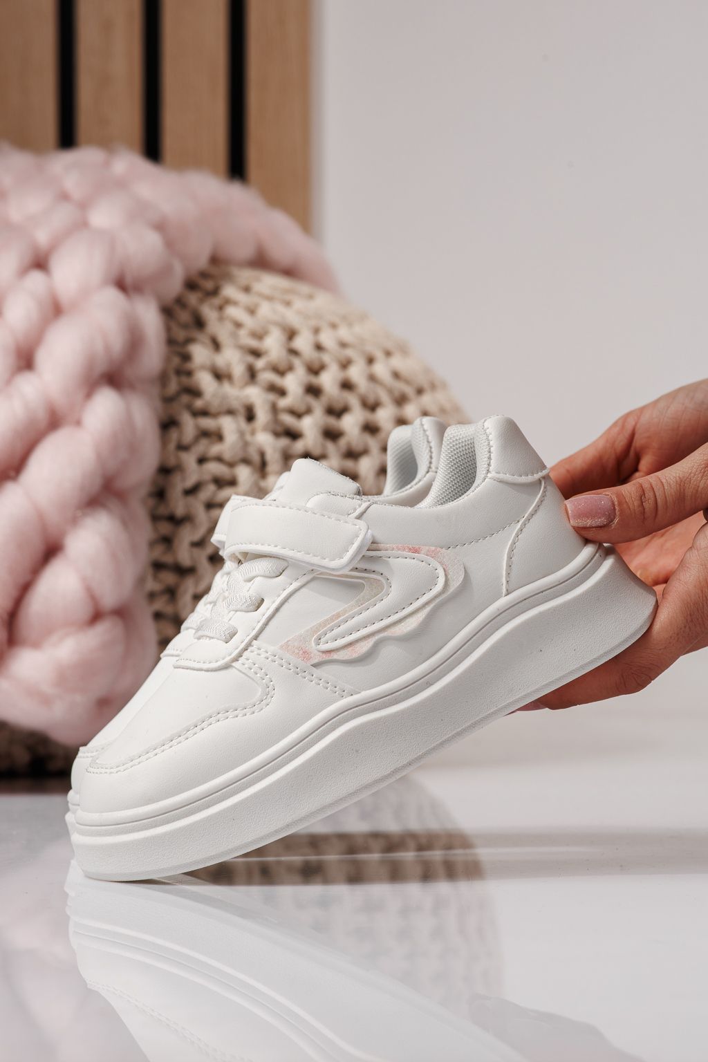 Adidasi copii albi din piele ecologica Isabella #24360