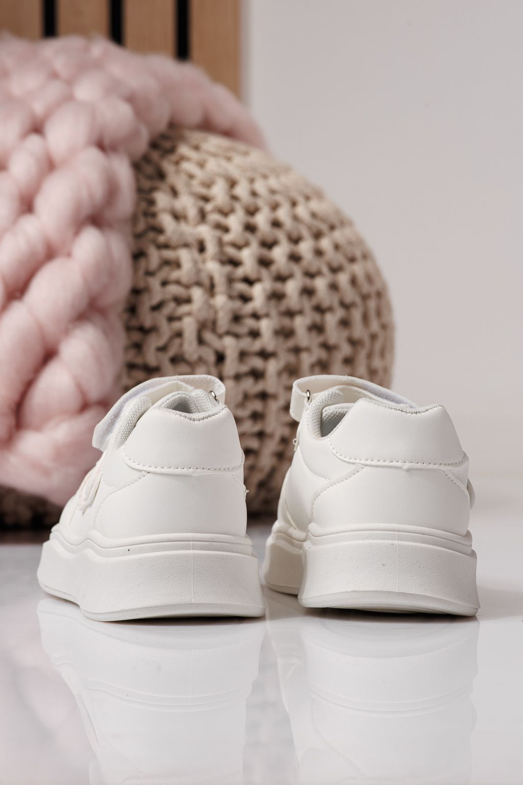 Adidasi copii albi din piele ecologica Isabella #24364